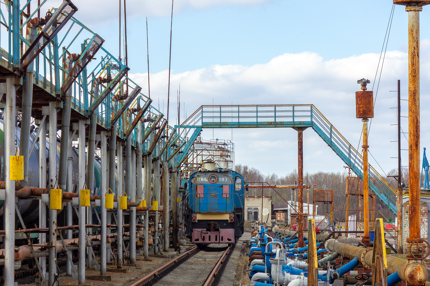 ТГМ4Б-0083