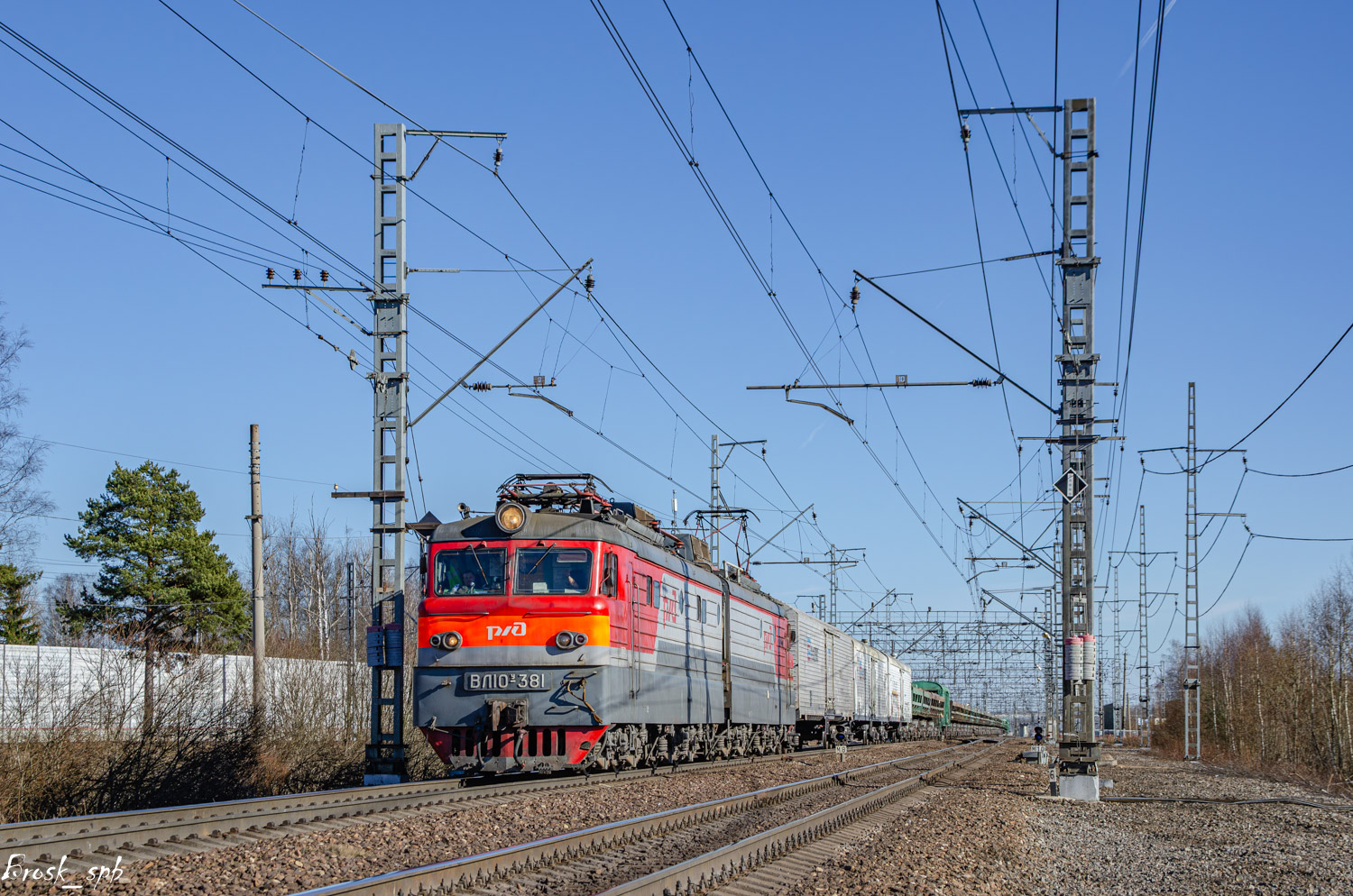 ВЛ10У-381