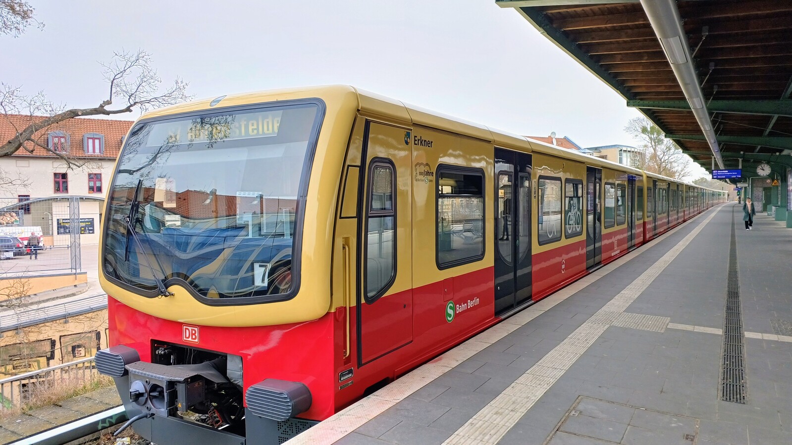 481 090-9