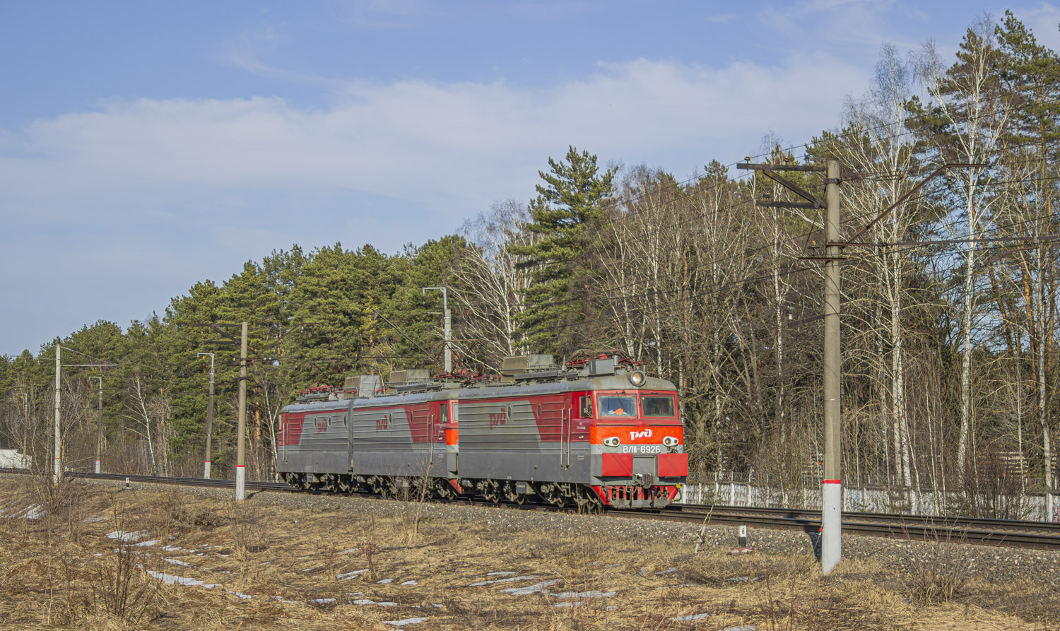ВЛ11.8У-692