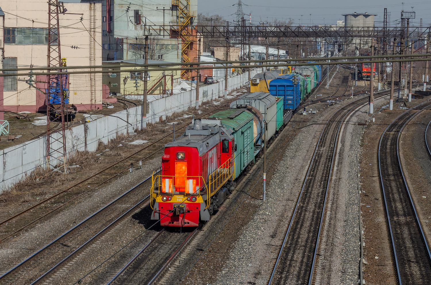 ТЭМ18ДМ-949