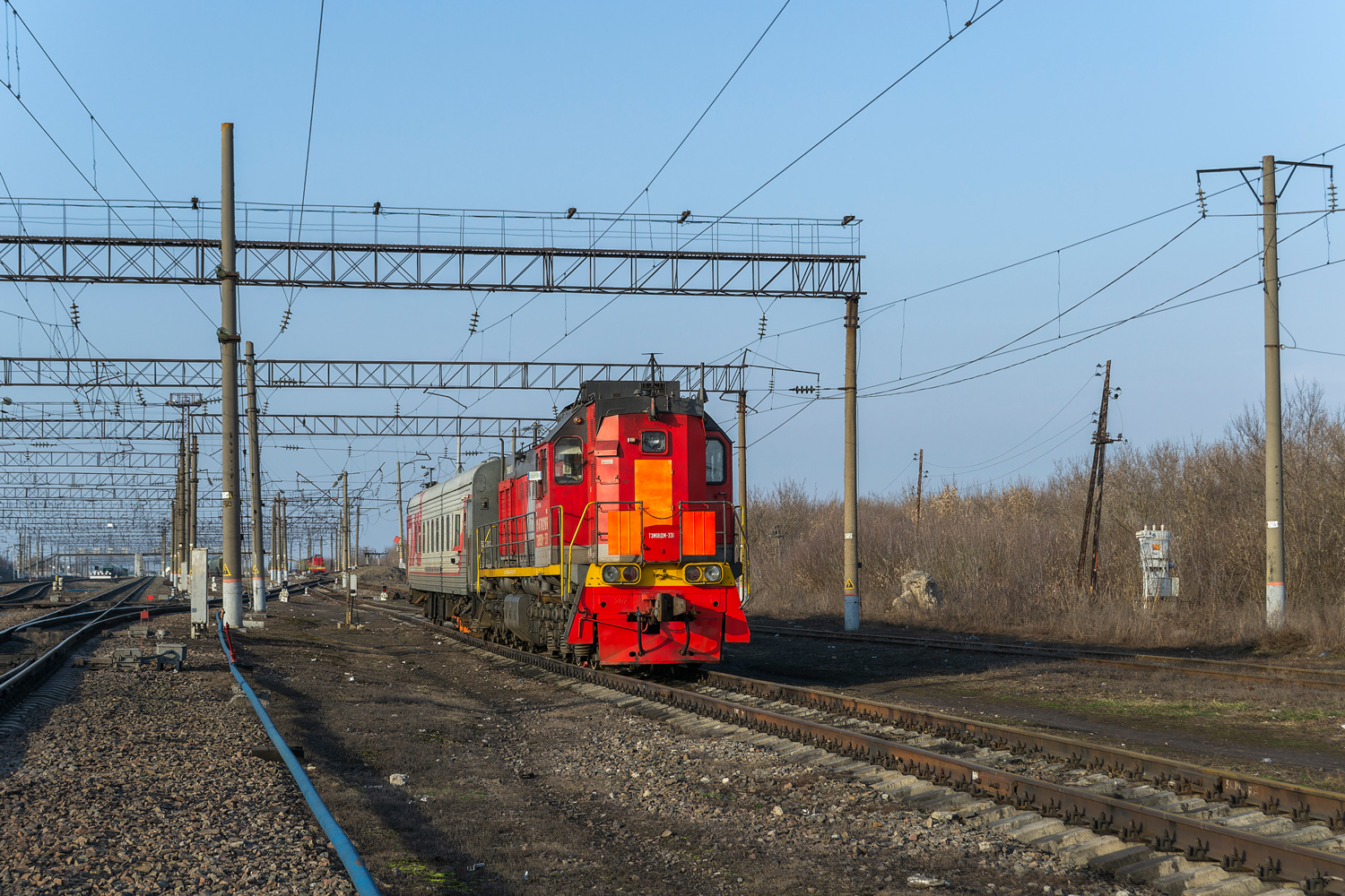 ТЭМ18ДМ-331