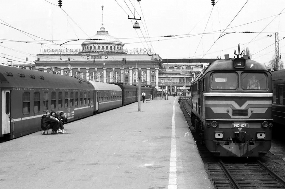 М62-1025