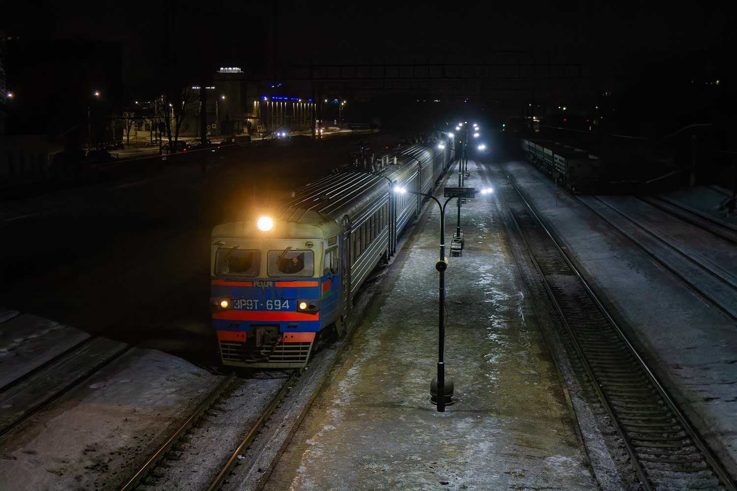 ЭР9Т-694