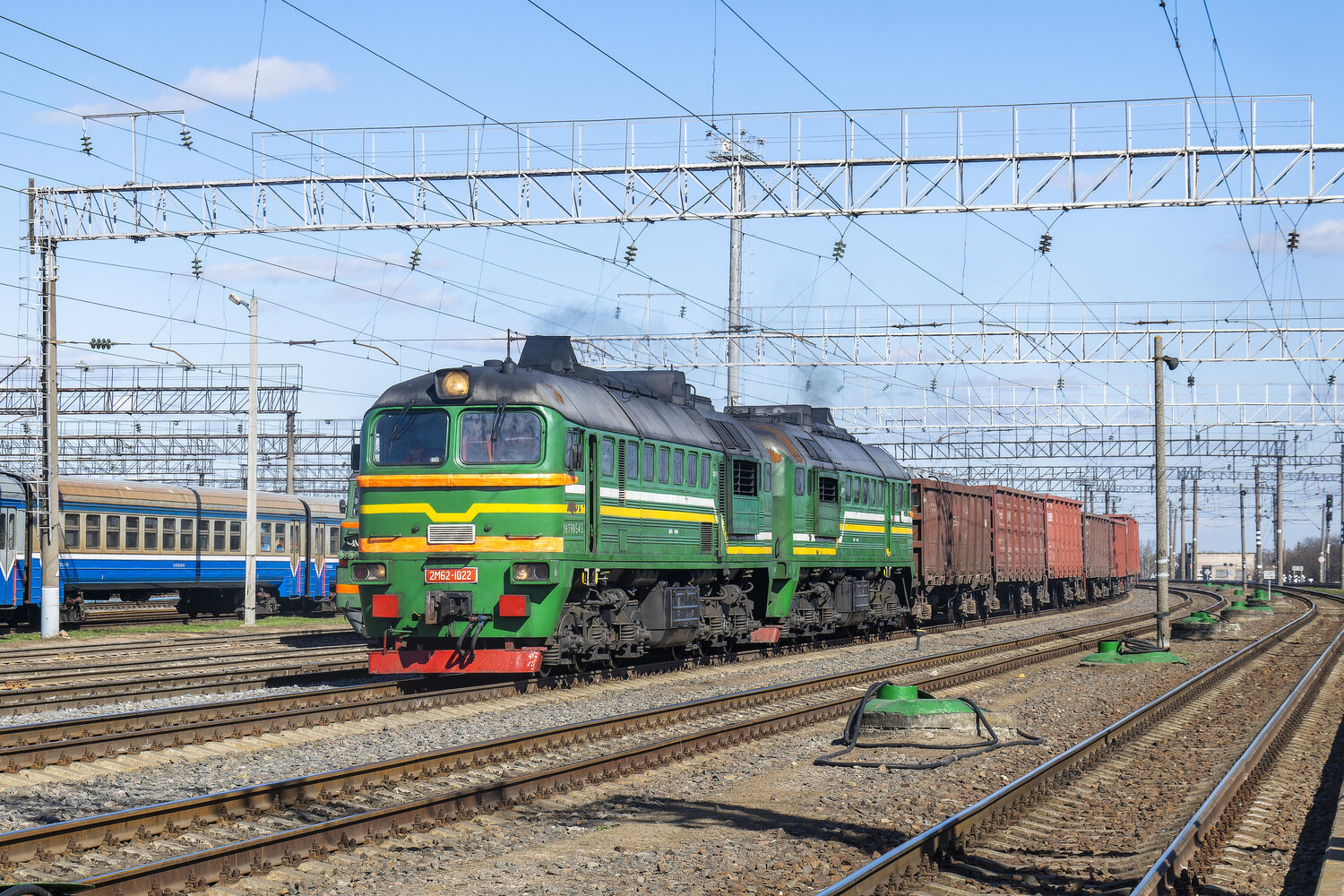 2М62-1022