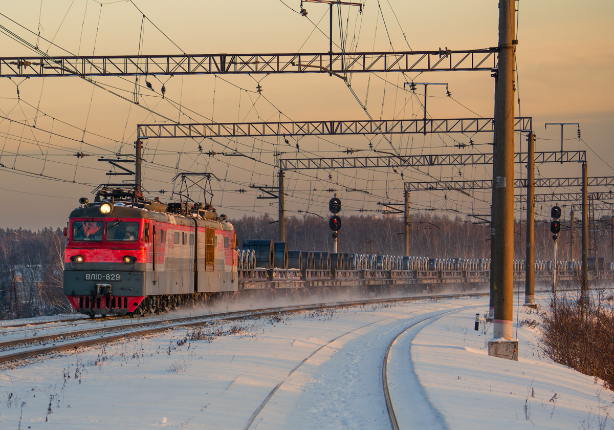ВЛ10-829