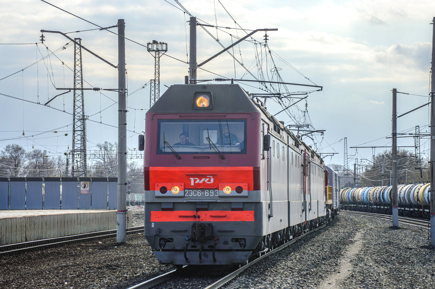 2ЭС6-693