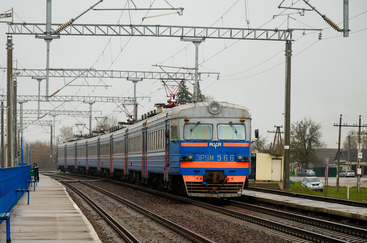 ЭР9М-566