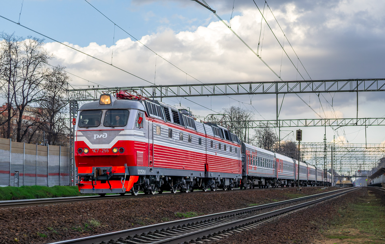ЧС7-255