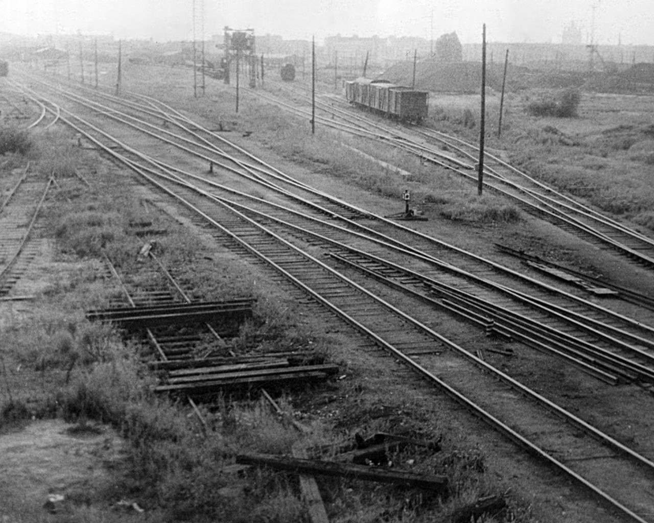 Грузовые вагоны (Октябрьская железная дорога); Исторические фотографии (Октябрьская железная дорога); Октябрьская железная дорога &mdash; Станции