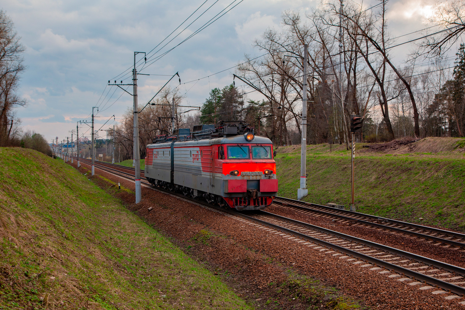 ВЛ11М-270