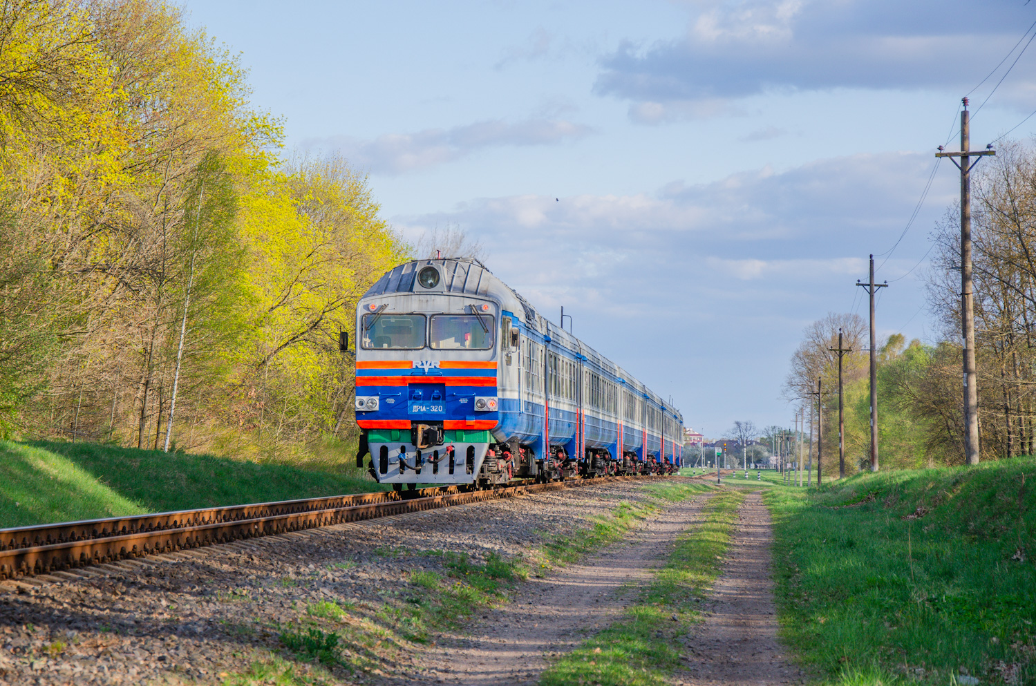 ДР1А-320