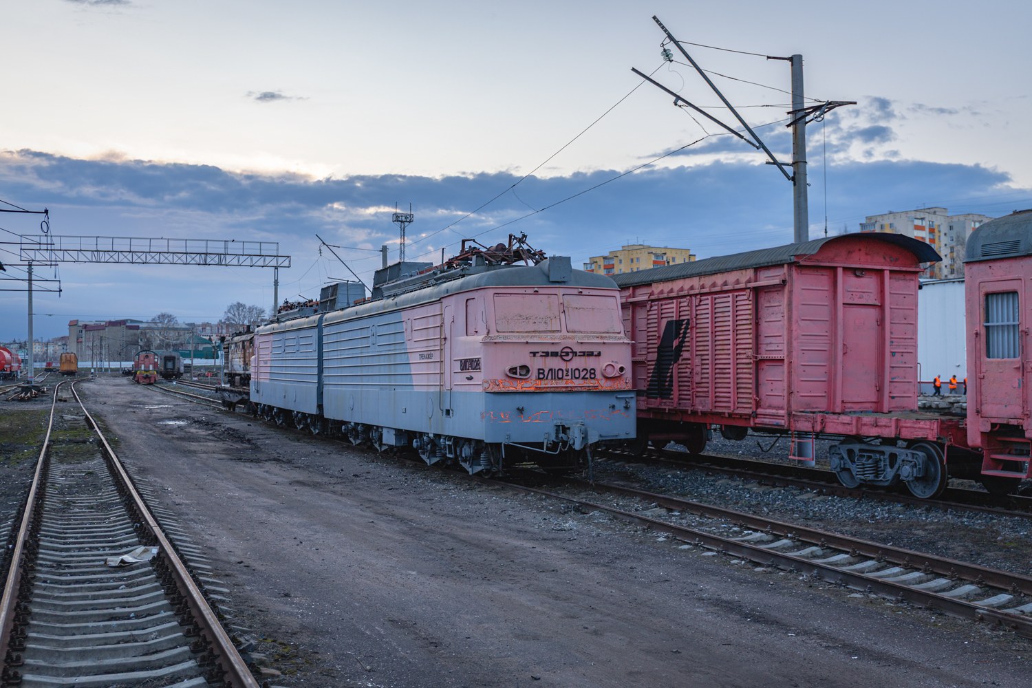 ВЛ10У-1028