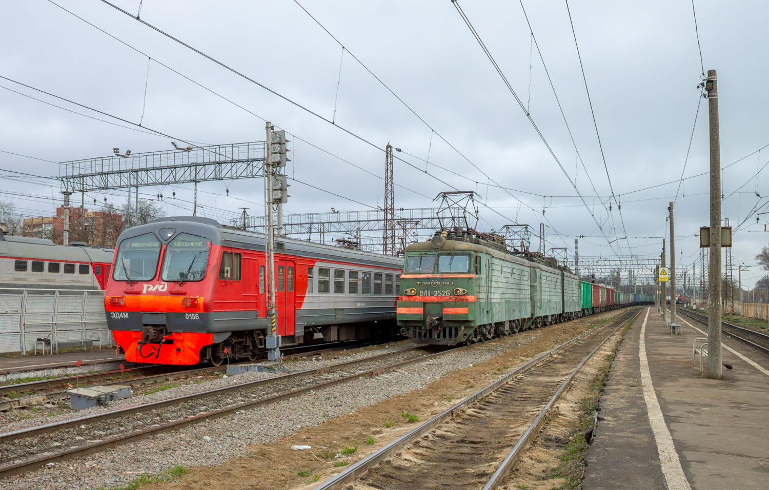 ВЛ11-352Б