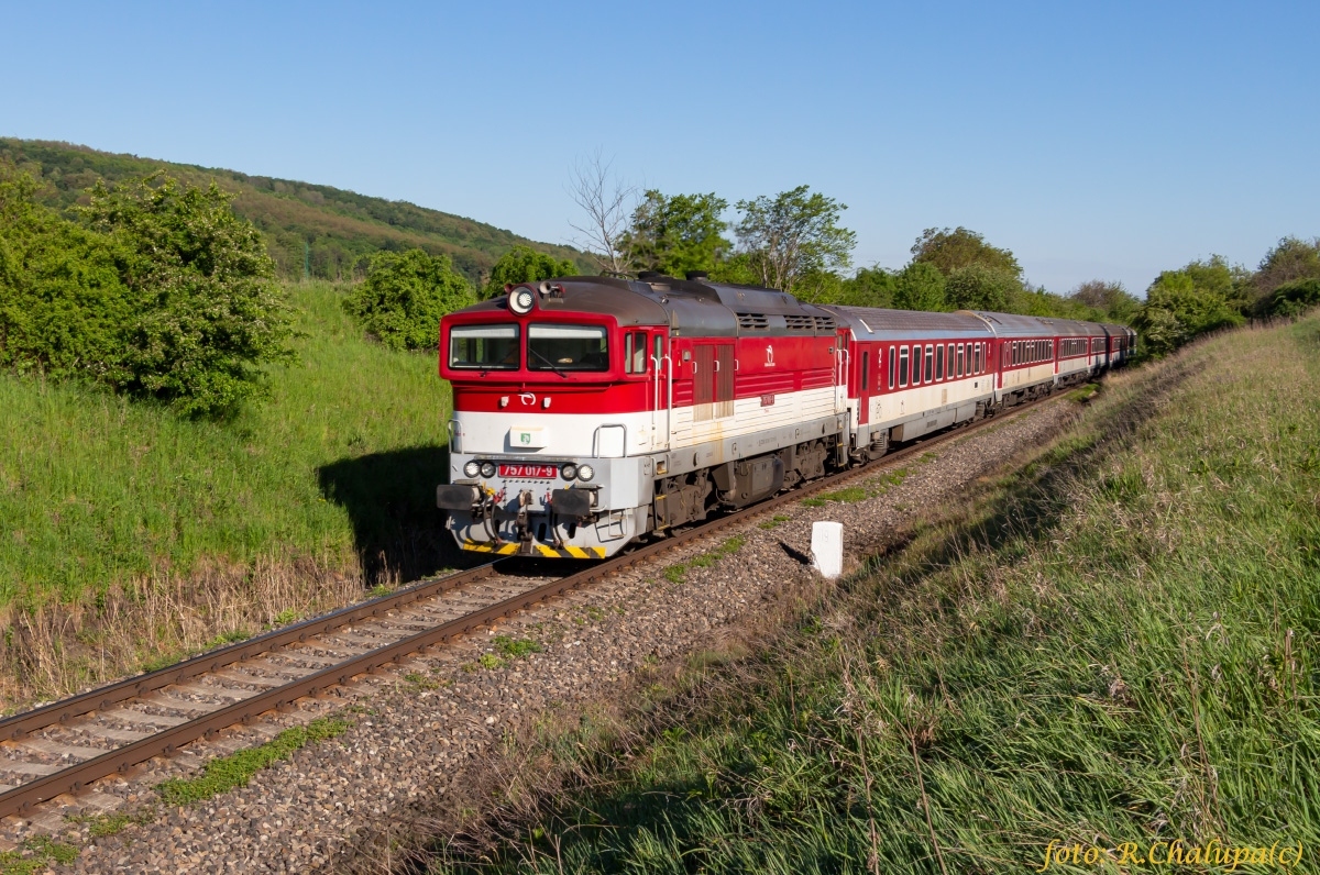 757 017-9