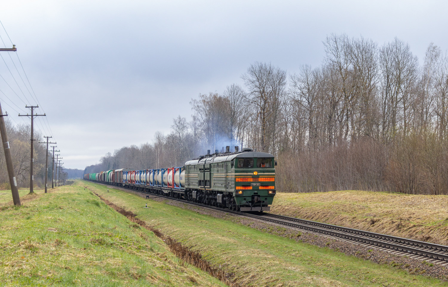 2ТЭ10М-2852