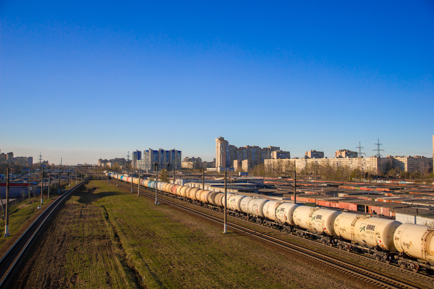 October Railway &mdash; Hauls