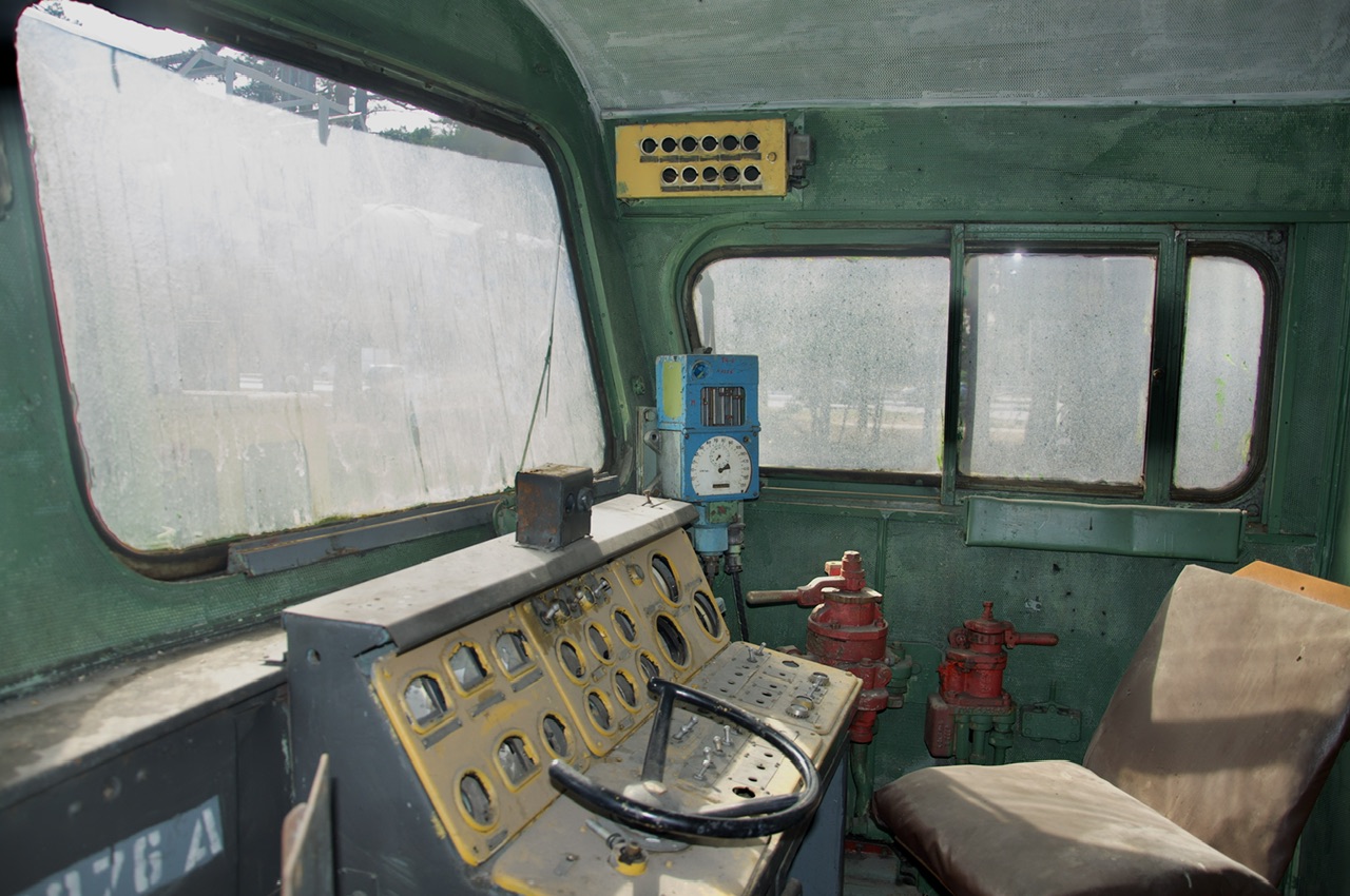 2ТЭ10М-2670