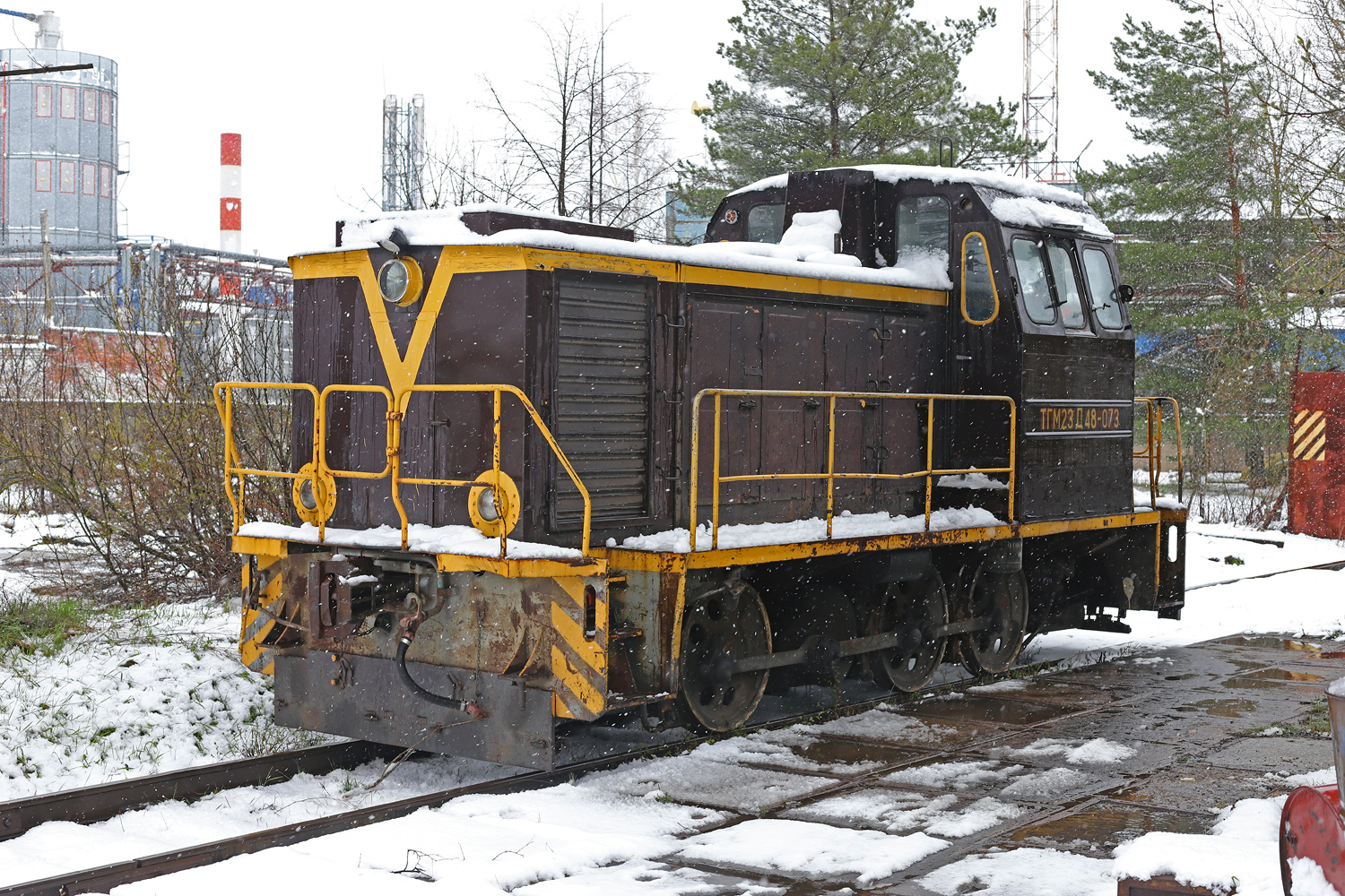 ТГМ23Д48-073