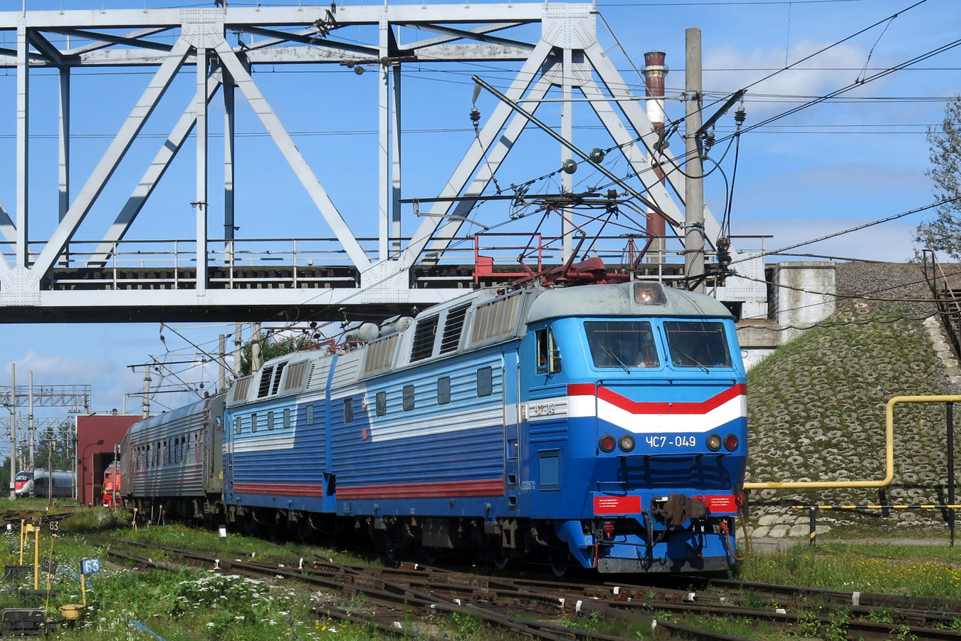 ЧС7-049