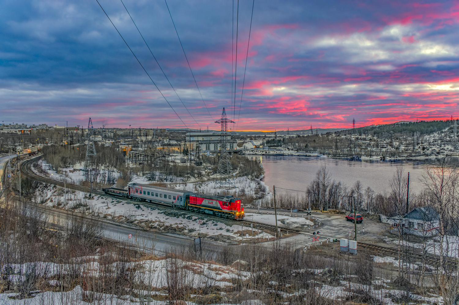 ТЭМ18ДМ-1422