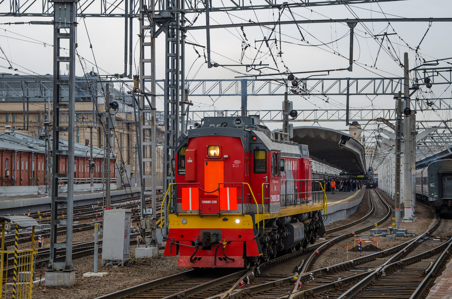 ТЭМ18ДМ-2290