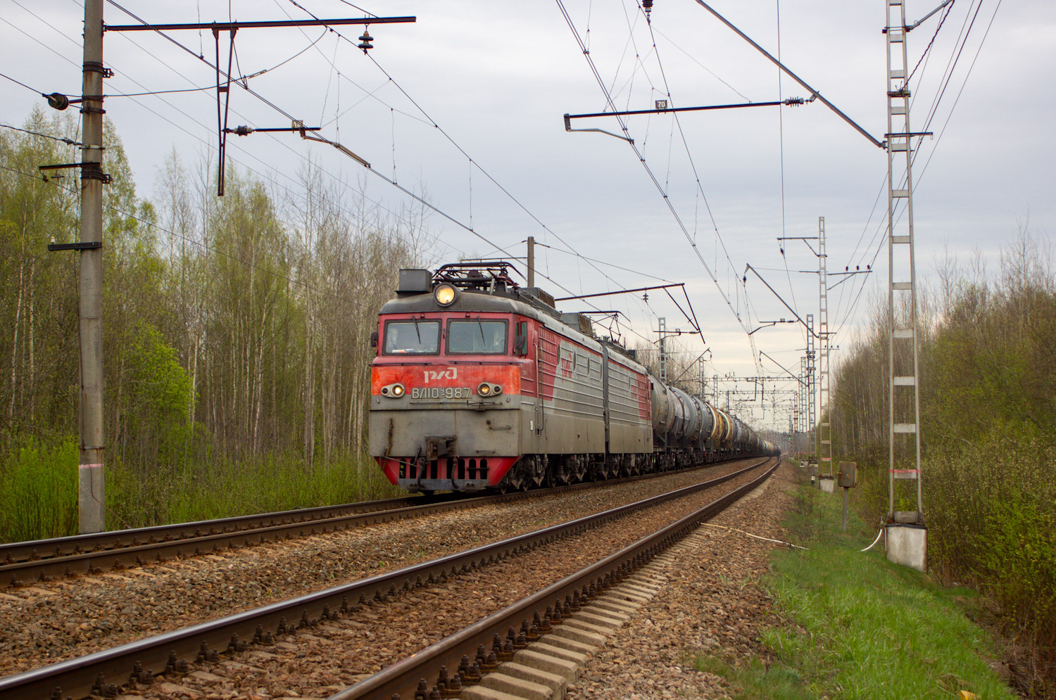 ВЛ10У-987