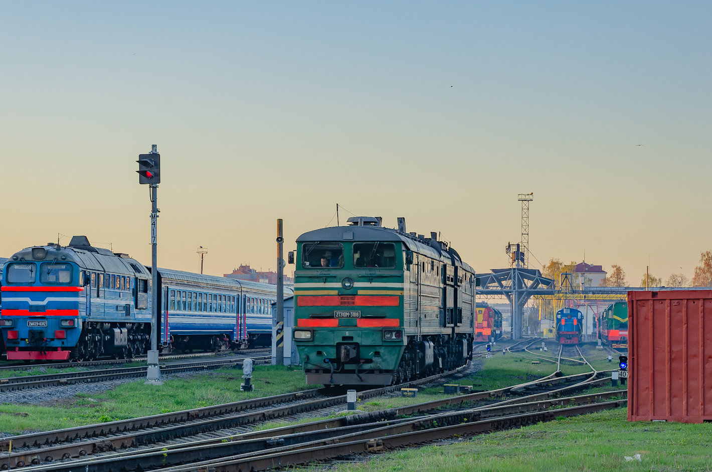 2ТЭ10М-3108