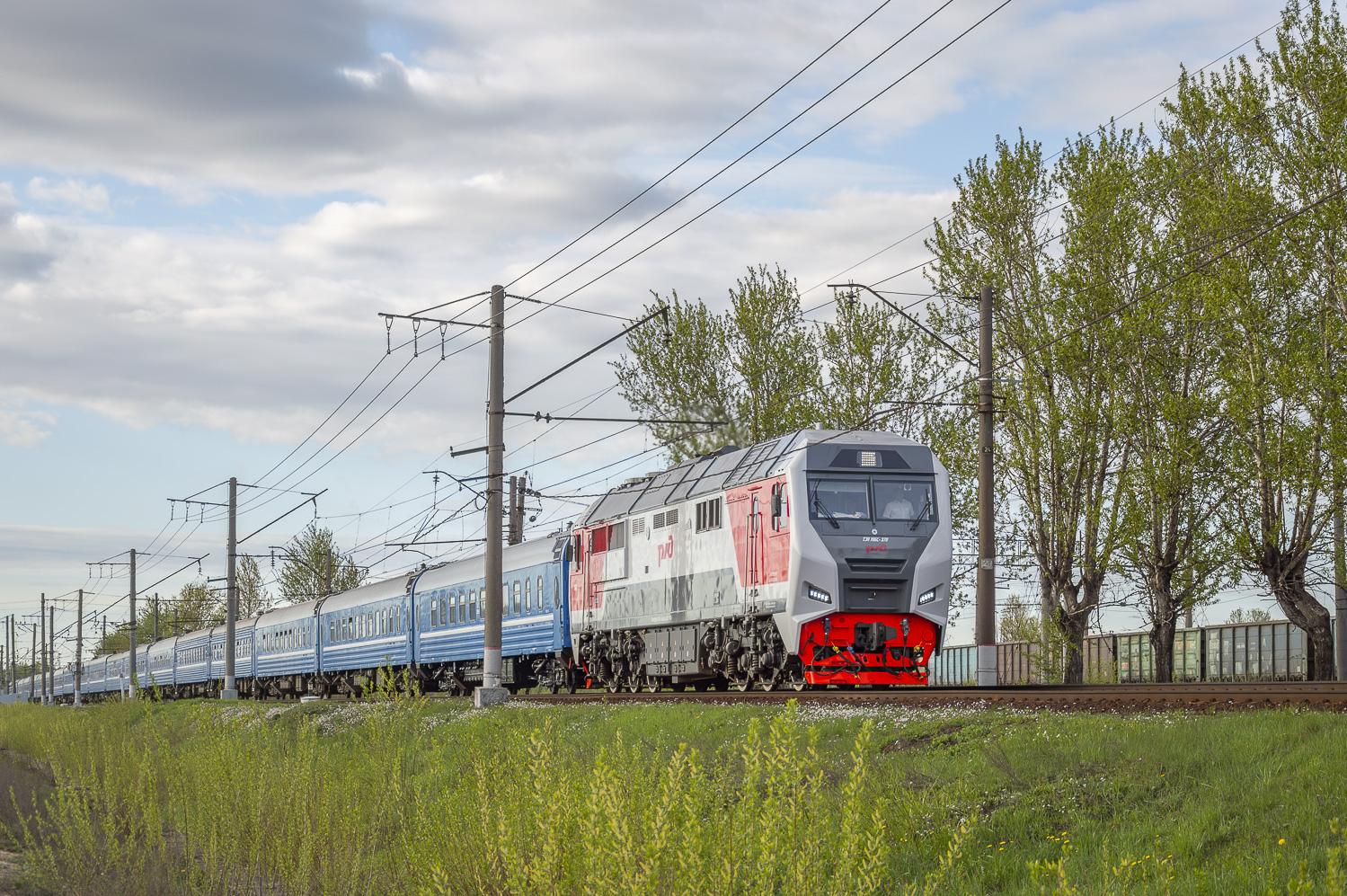 ТЭП70БС-379