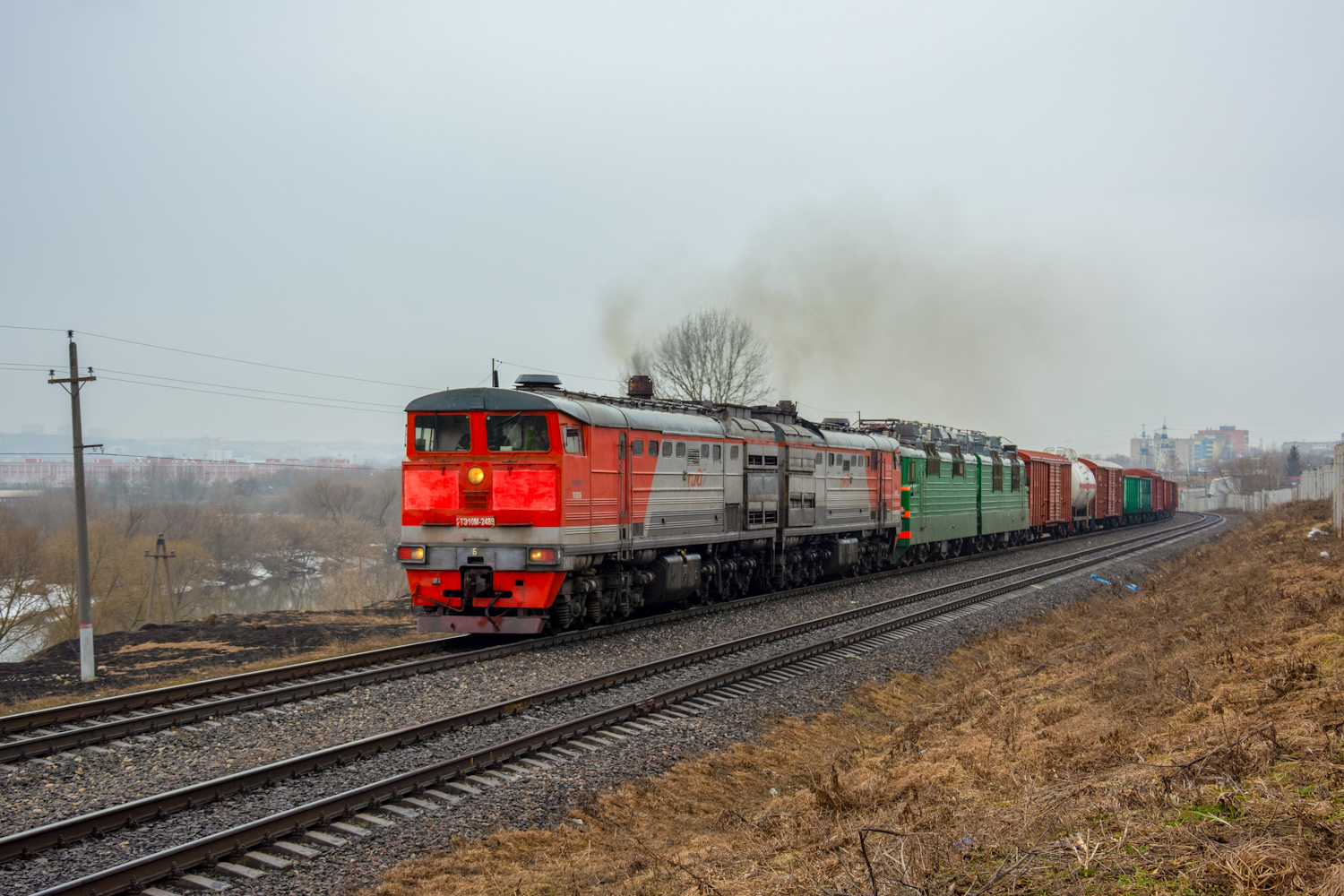 2ТЭ10М-2489