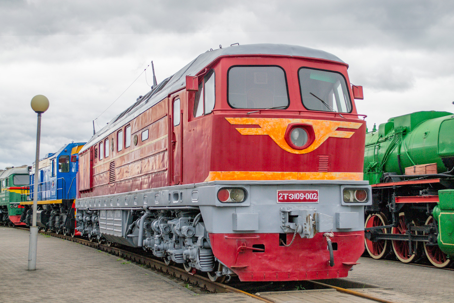 2ТЭ109-002