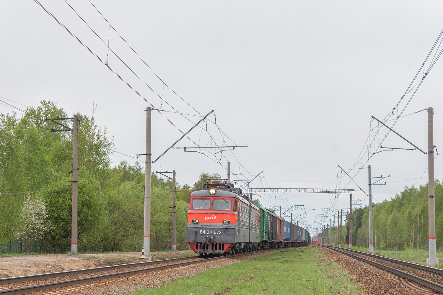 ВЛ10У-672