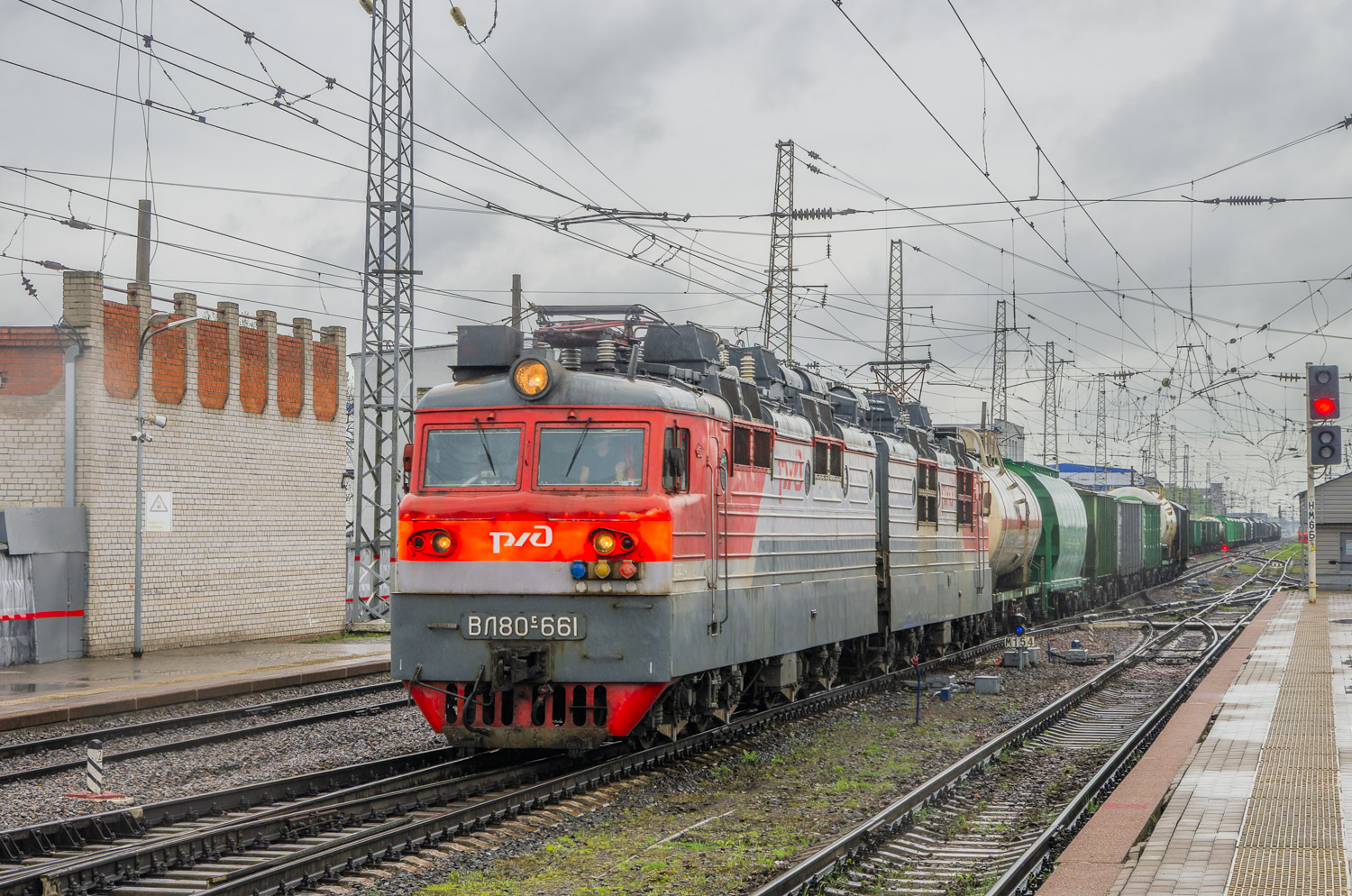 ВЛ80С-661