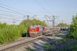 890 КБ