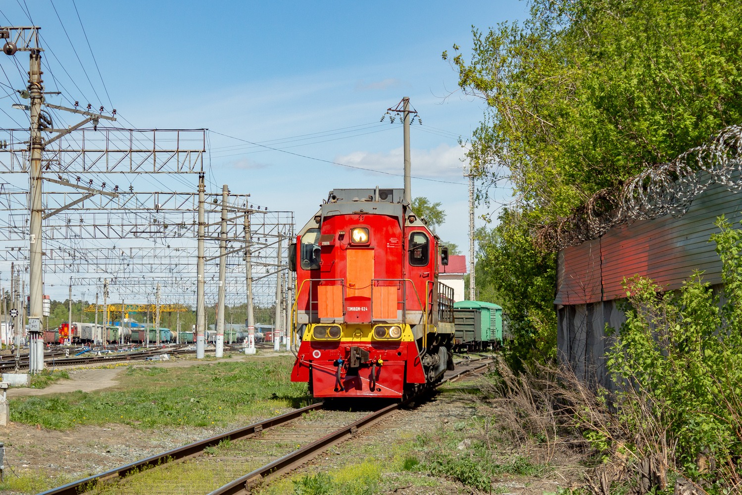 ТЭМ18ДМ-624