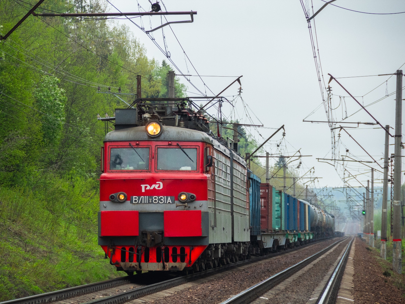 ВЛ11.8-831