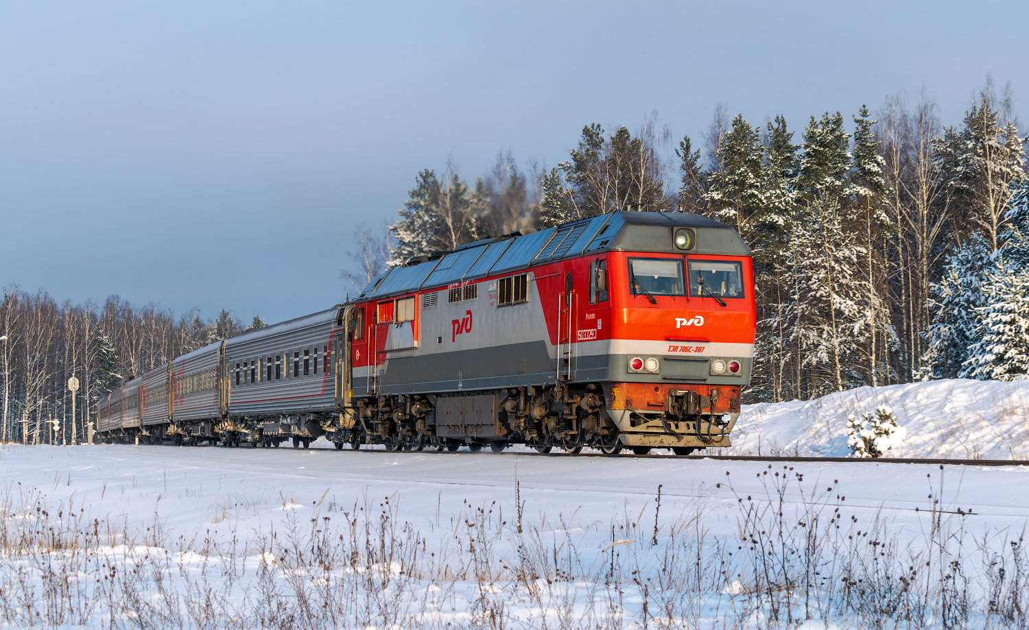ТЭП70БС-307
