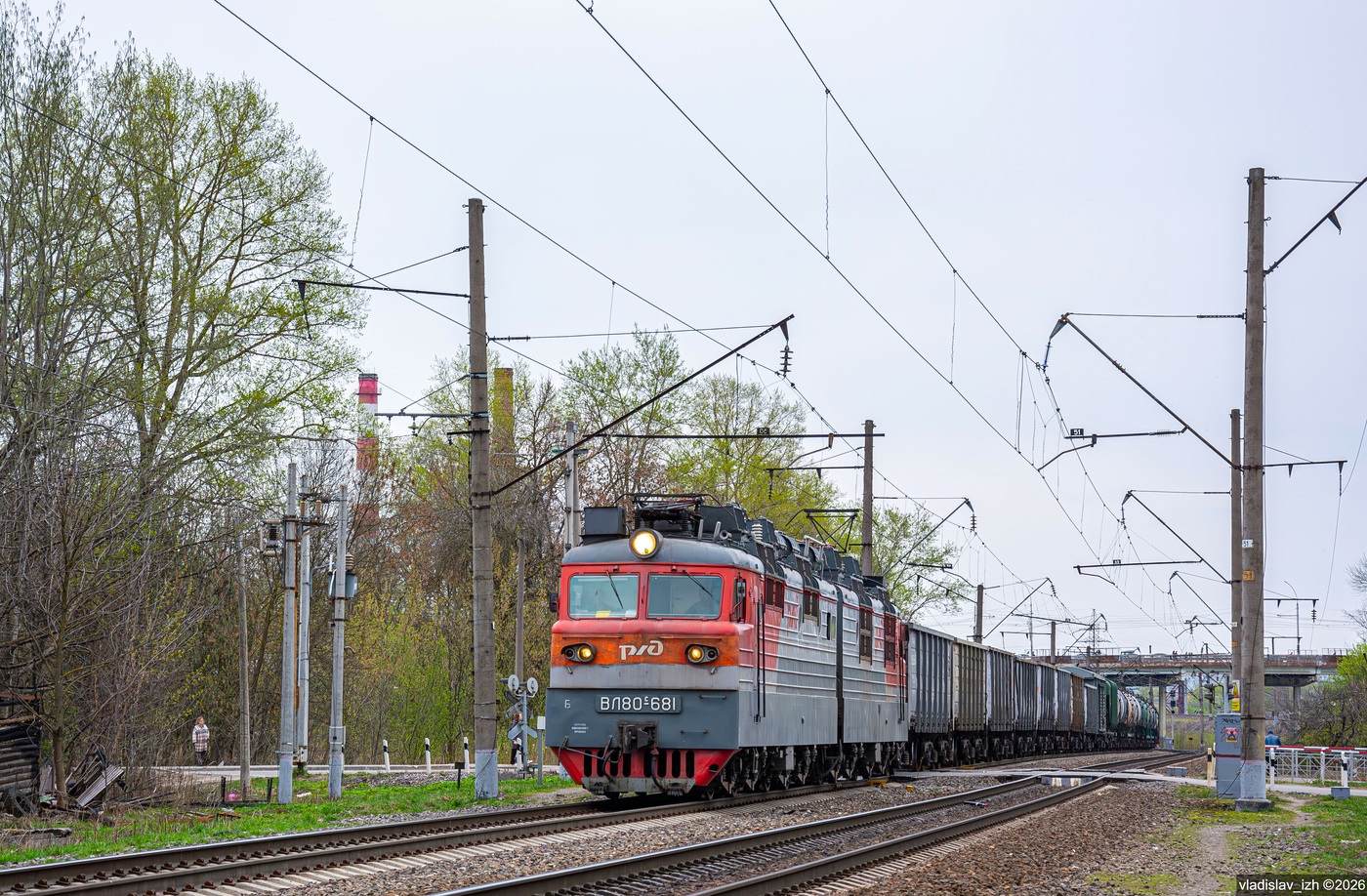 ВЛ80С-681