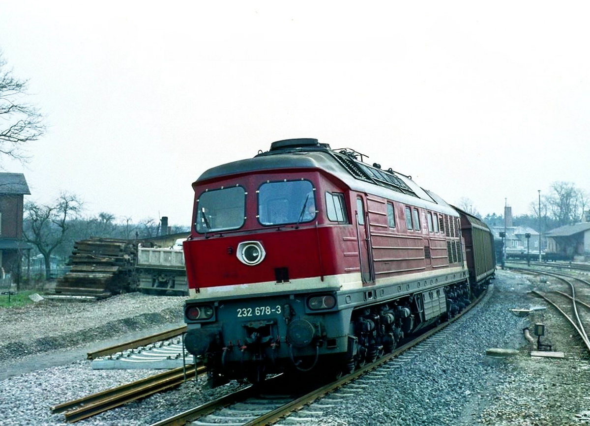 232 678-3