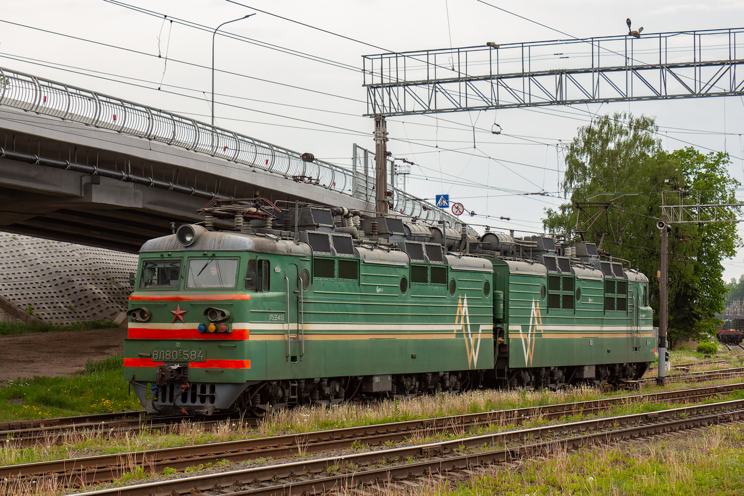 ВЛ80С-584