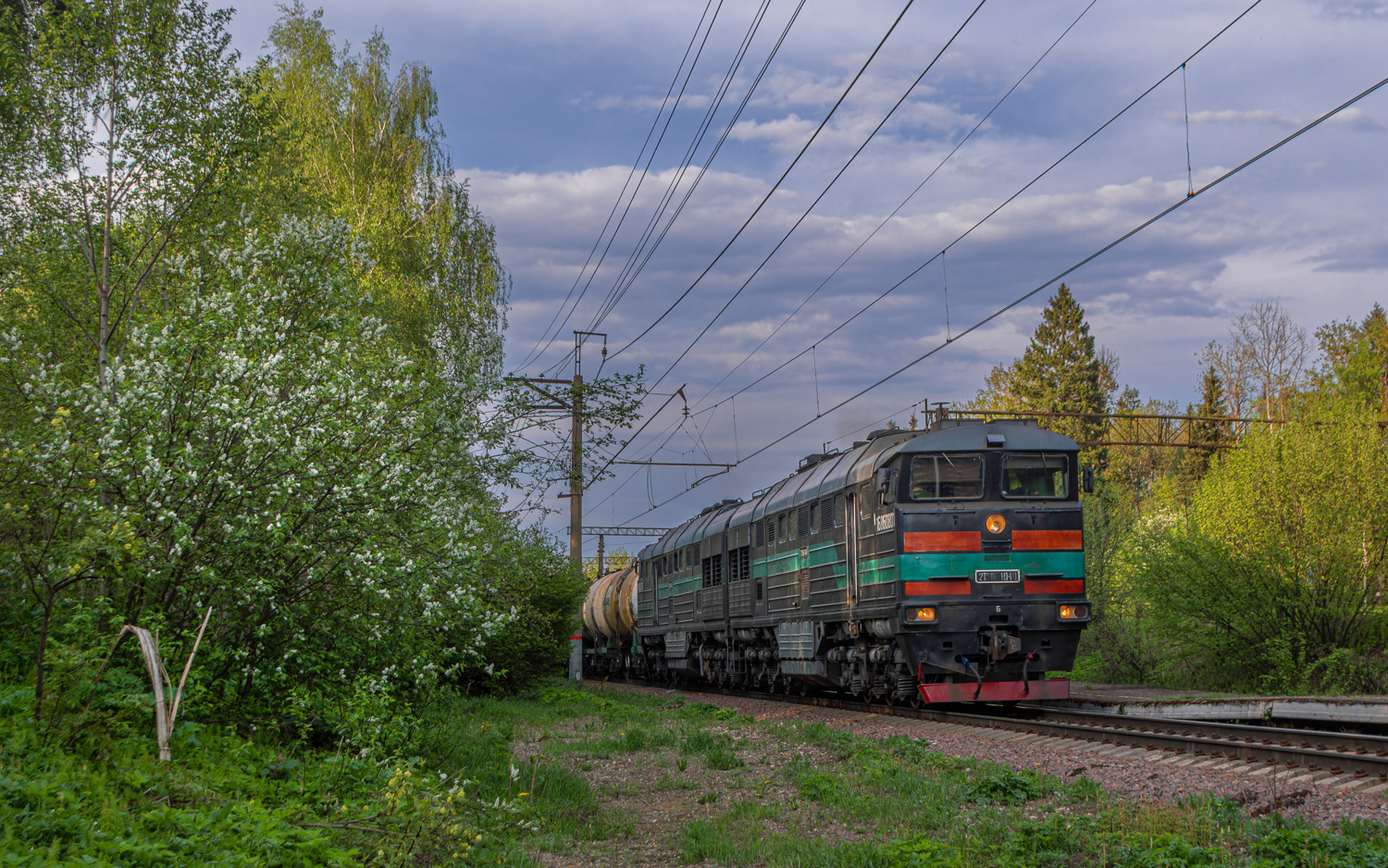2ТЭ116-1040