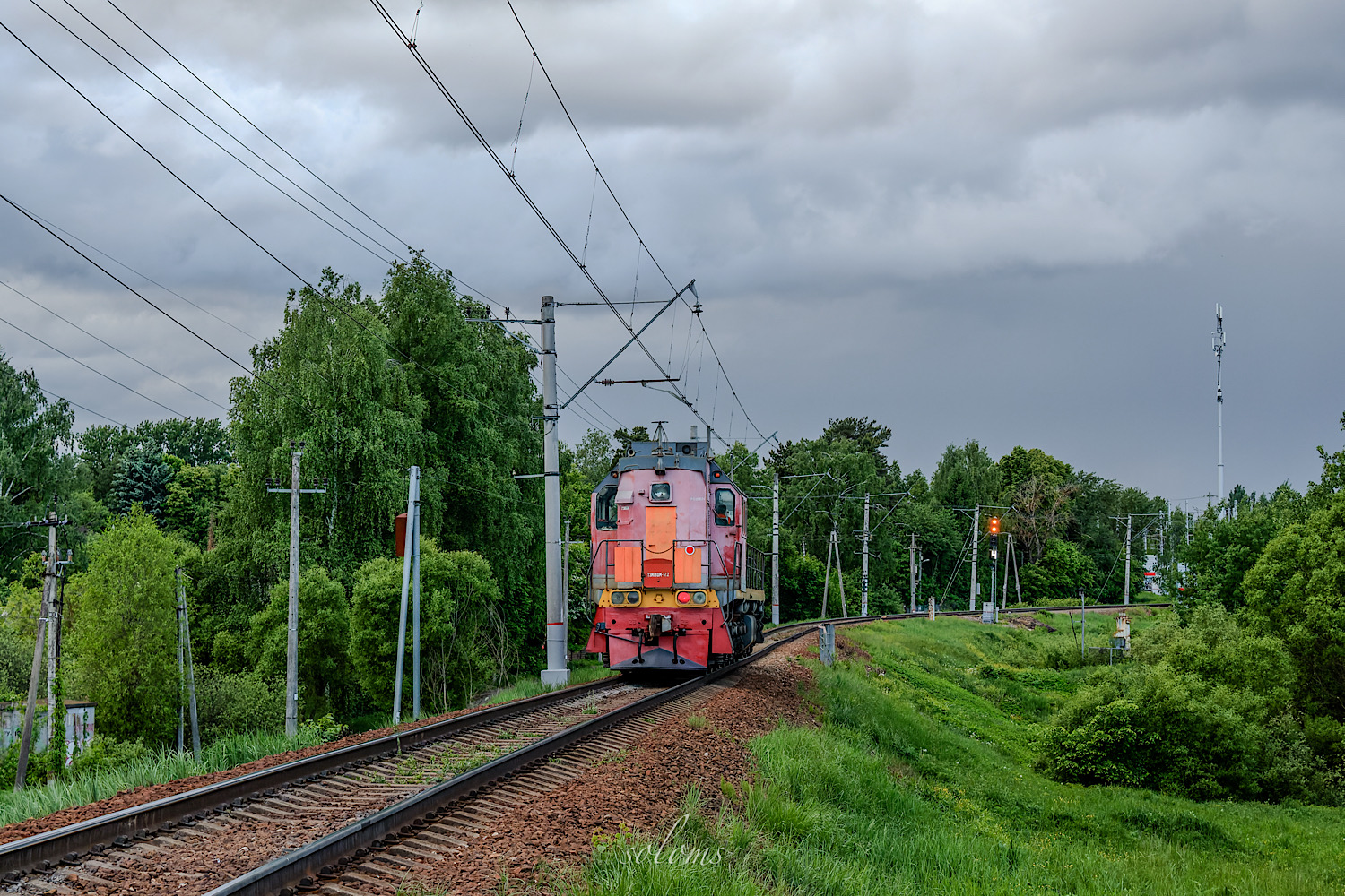 ТЭМ18ДМ-512