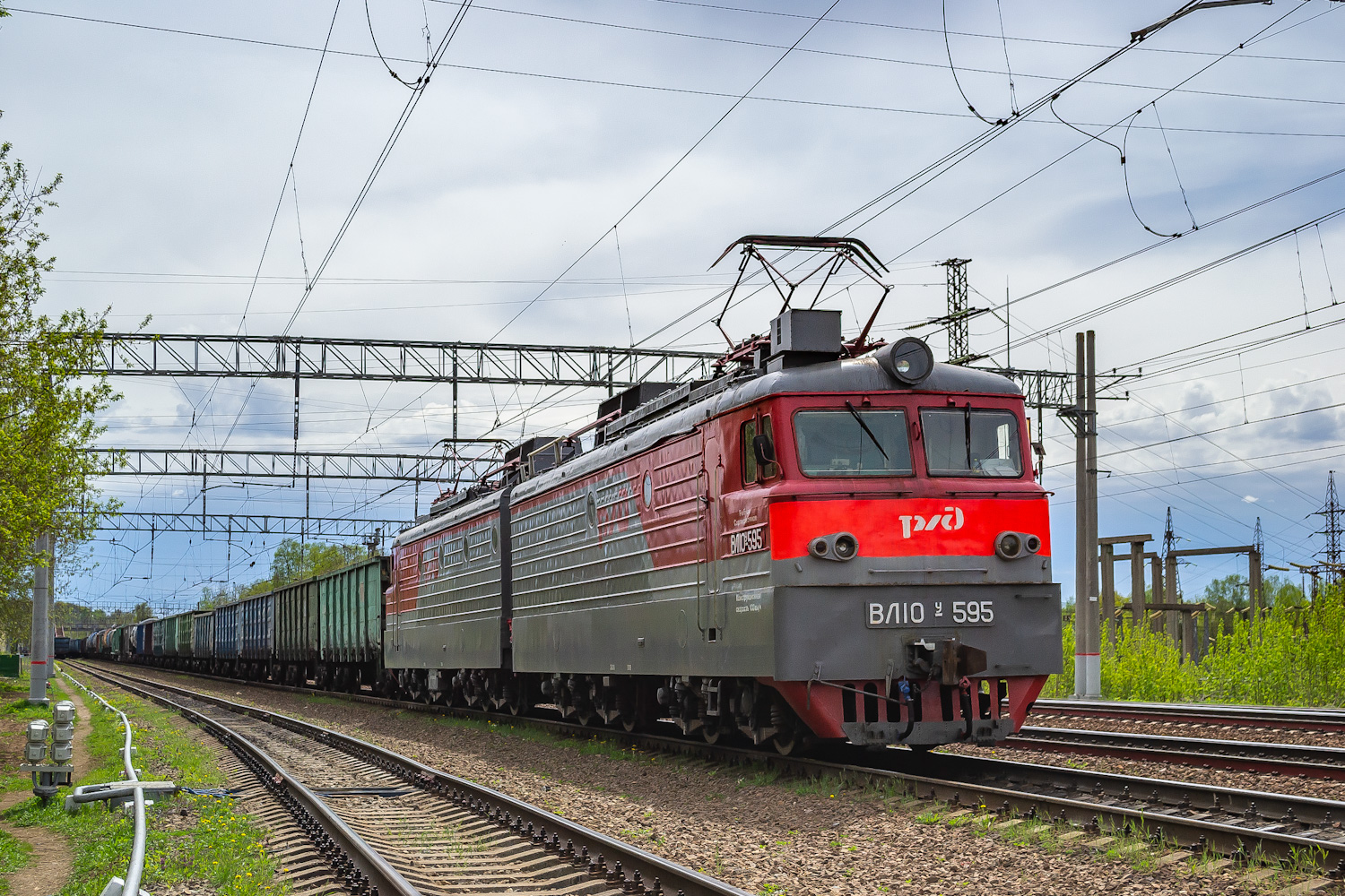 ВЛ10У-595