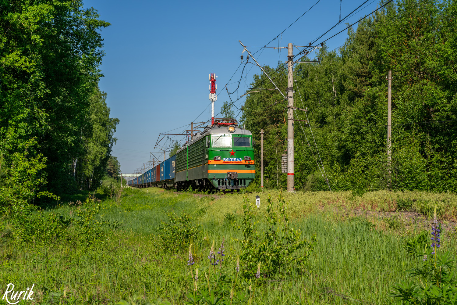 ВЛ10У-943