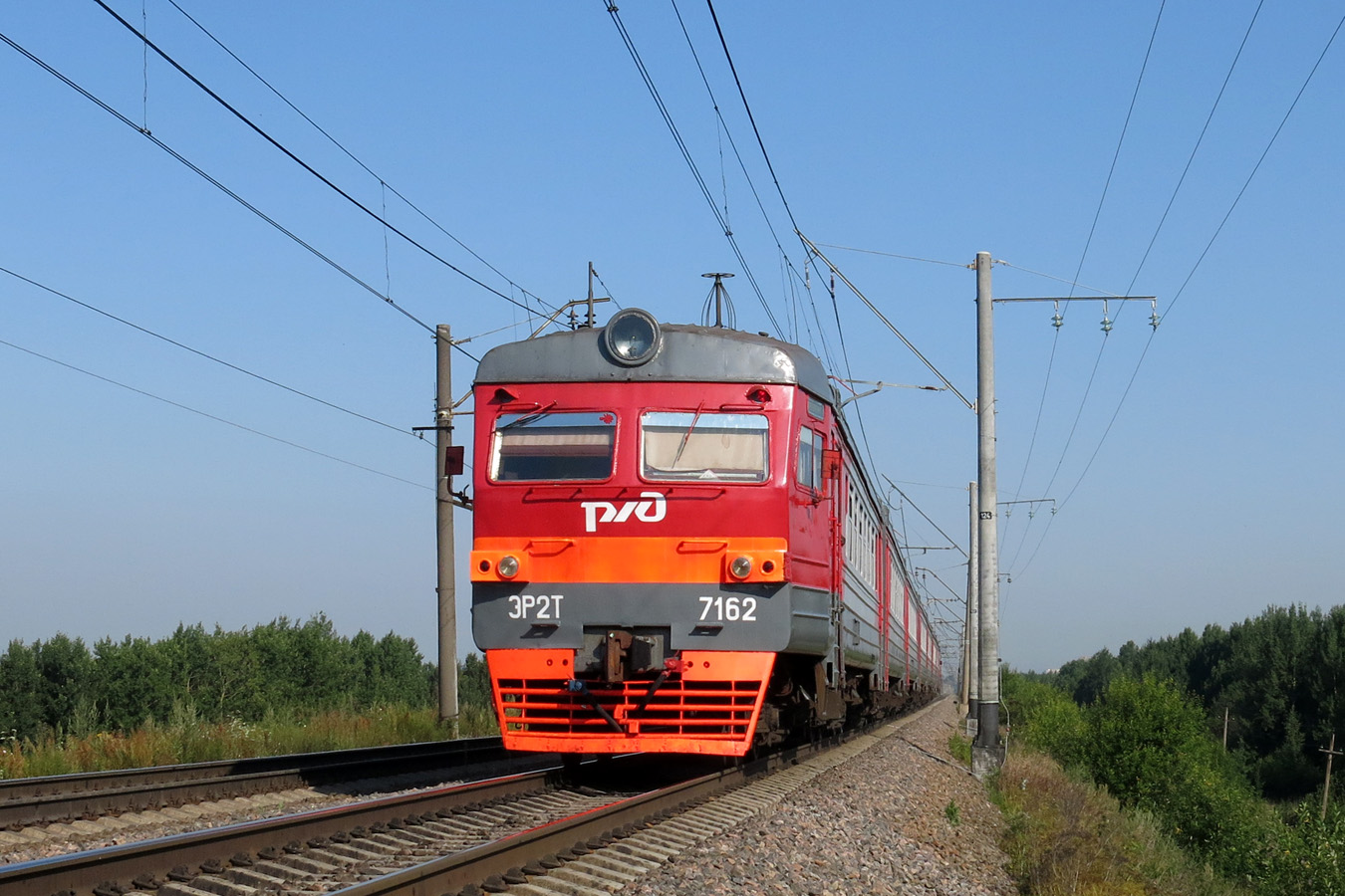 ЭР2Т-7162