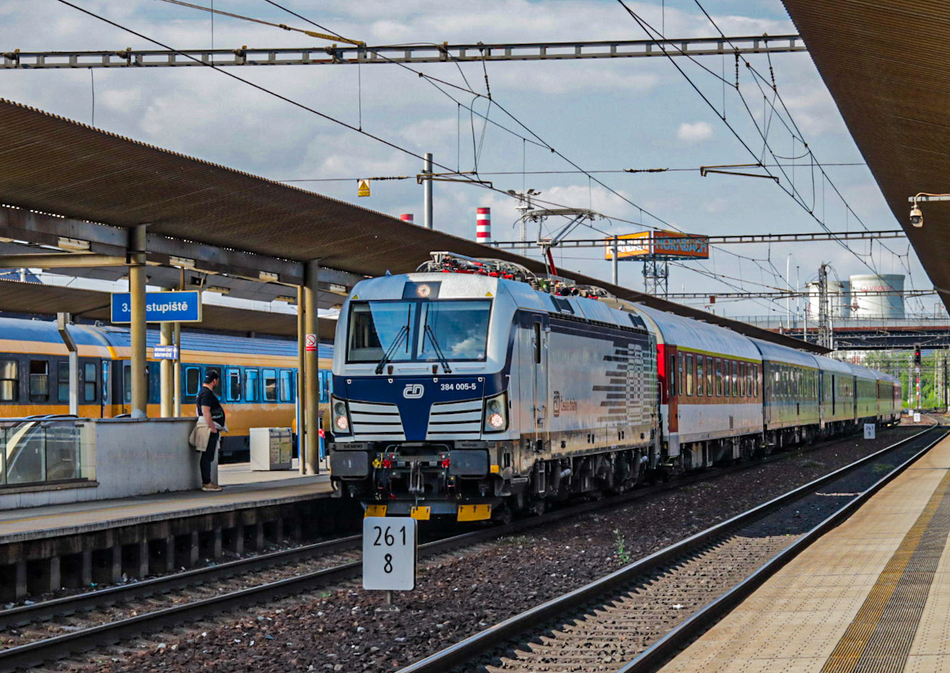 384 005-5