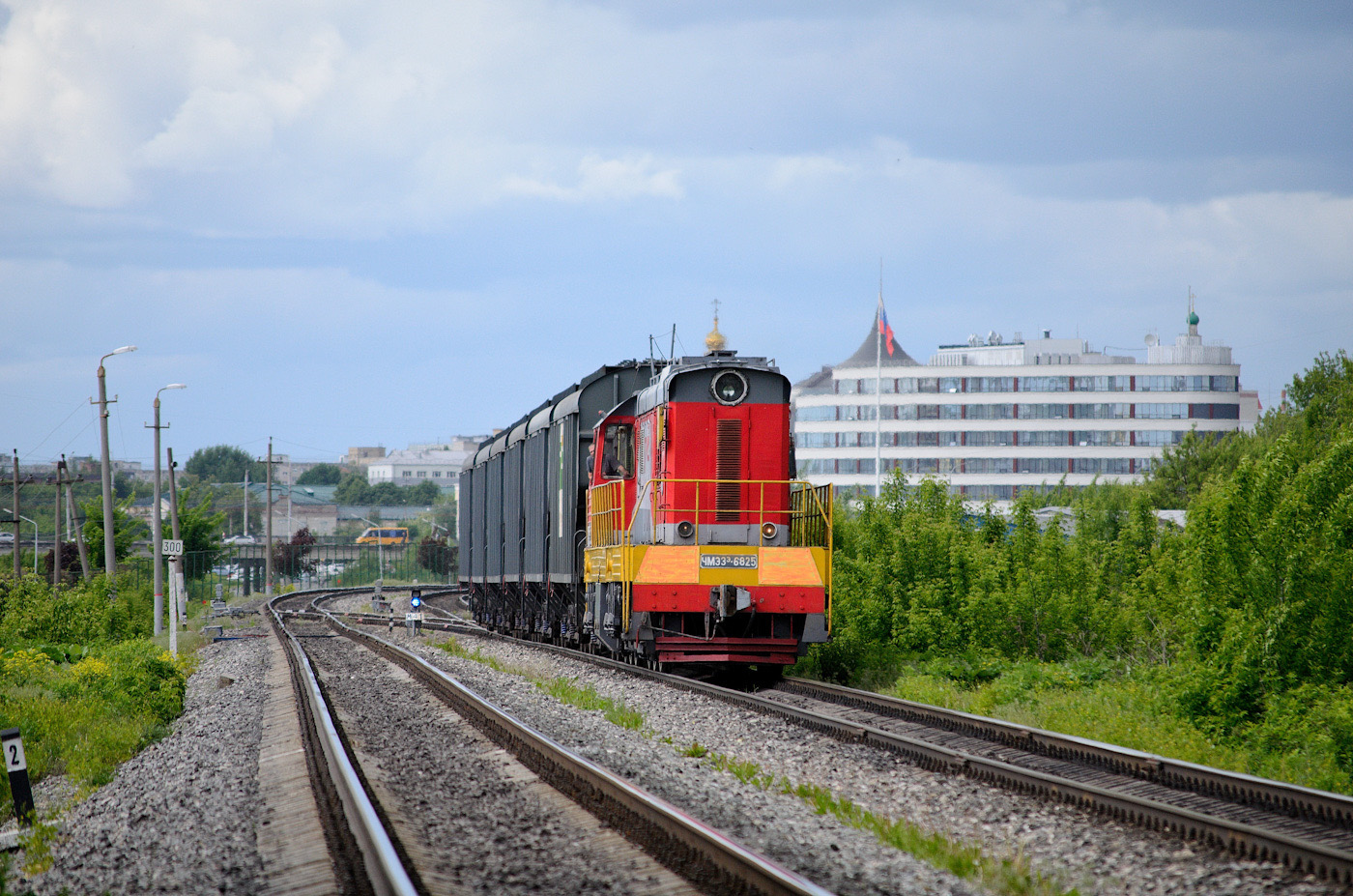 ЧМЭ3Э-6825