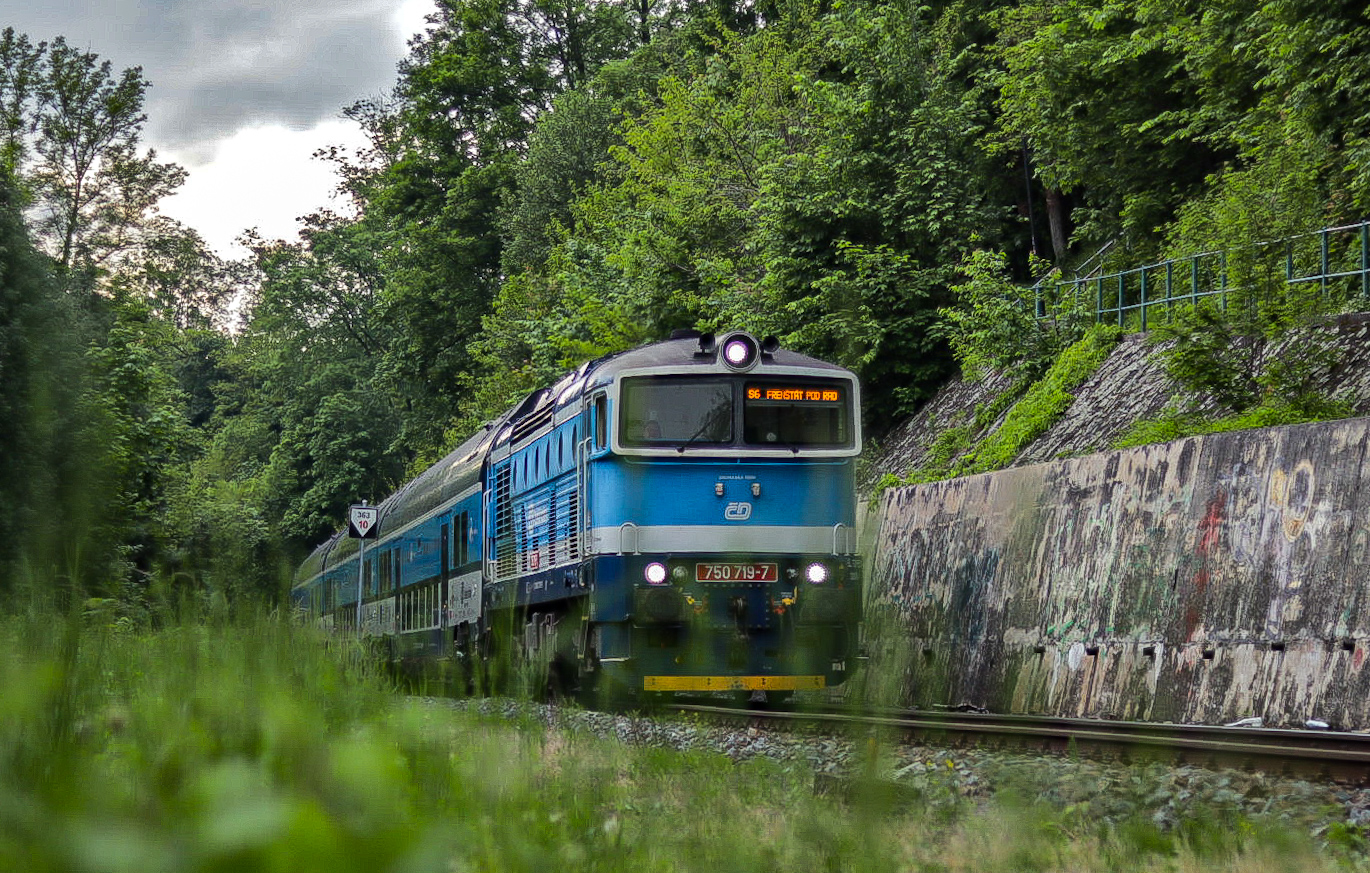 750 719-7; Фотозарисовки (České dráhy)