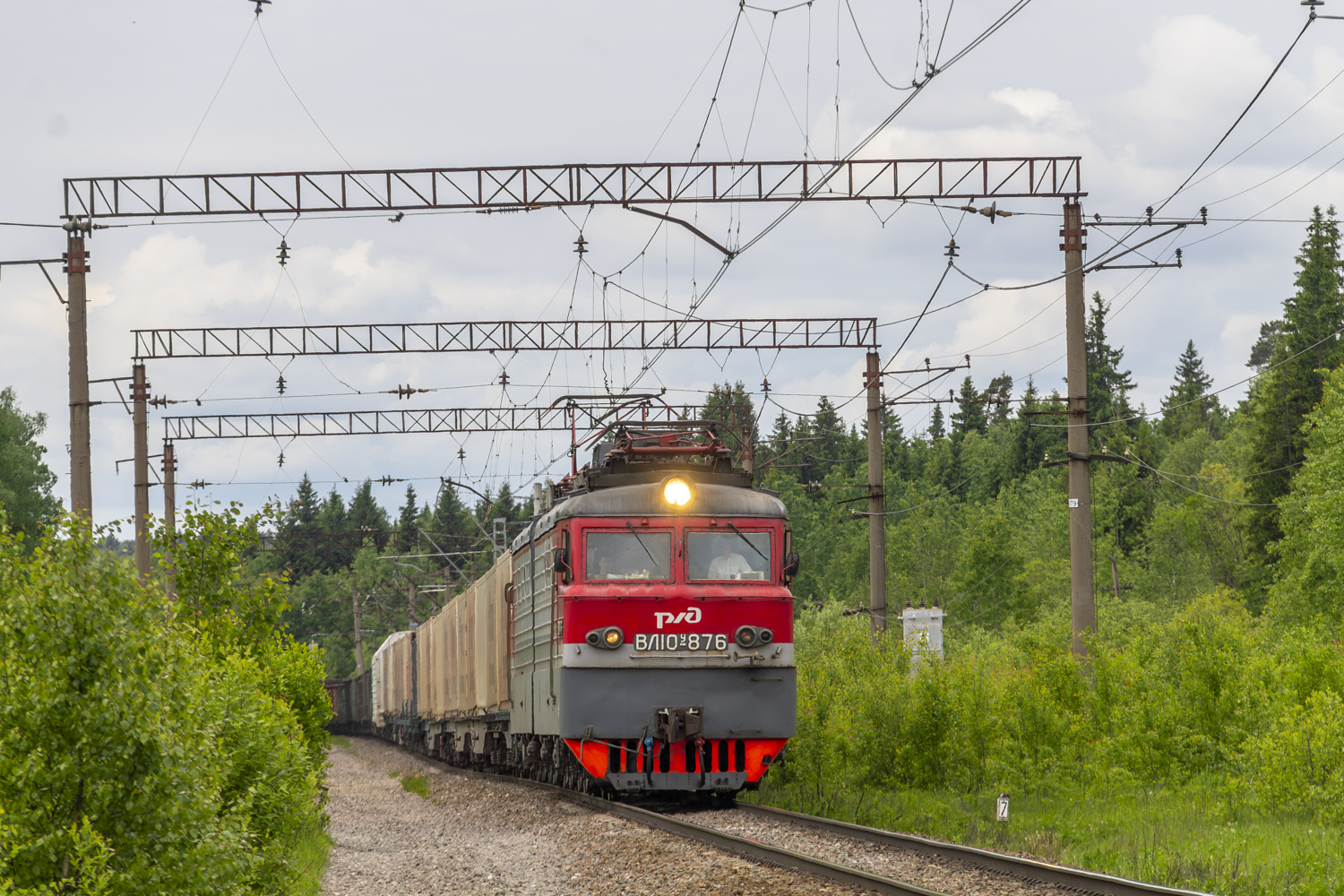 ВЛ10У-876