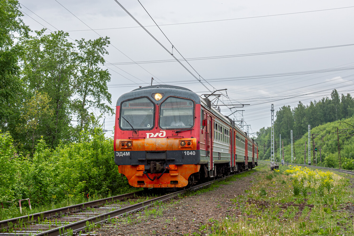 ЭД4М-1040